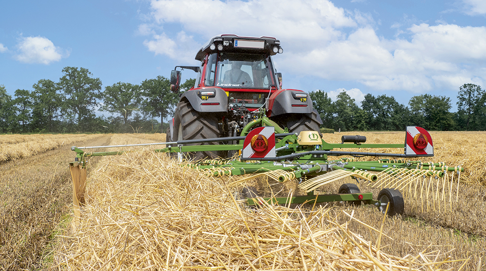 einsatzbild-krone-swadro-s-420-im-stroh_181781